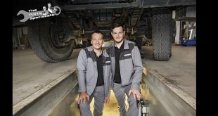 “Parts Specialists” da DT Spare Parts mostram como se troca um alternador