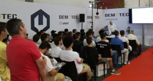 MTE-Thomson desenvolveu várias palestras no Expomecânica